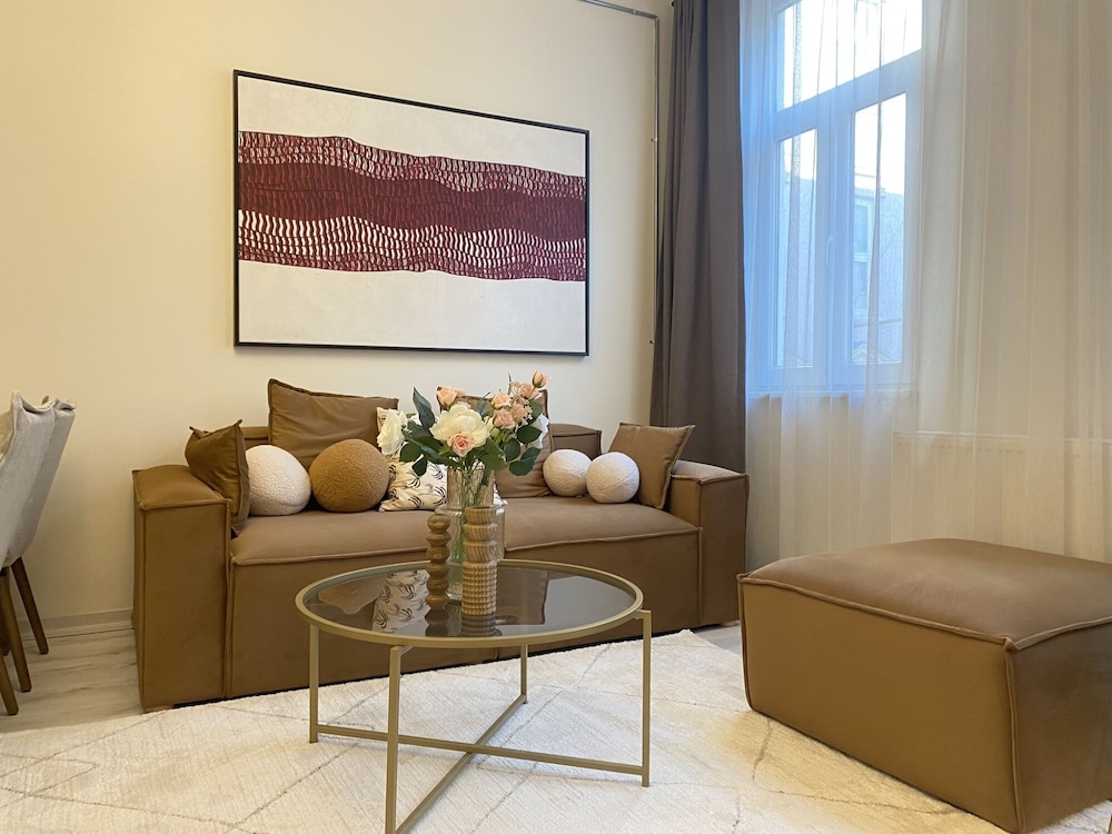 Apartment photo 3