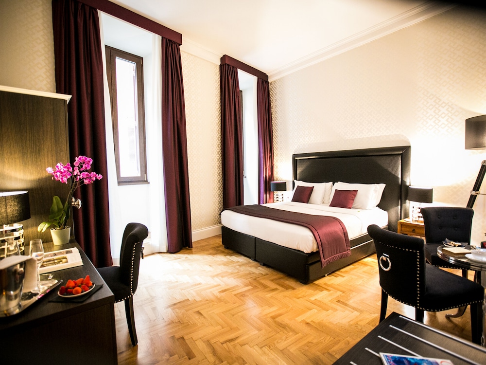 Exclusive Double Room, Balcony, City View photo 1