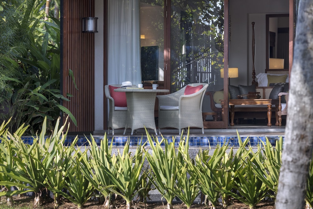 Villa with Pool Access (Non Smoking)