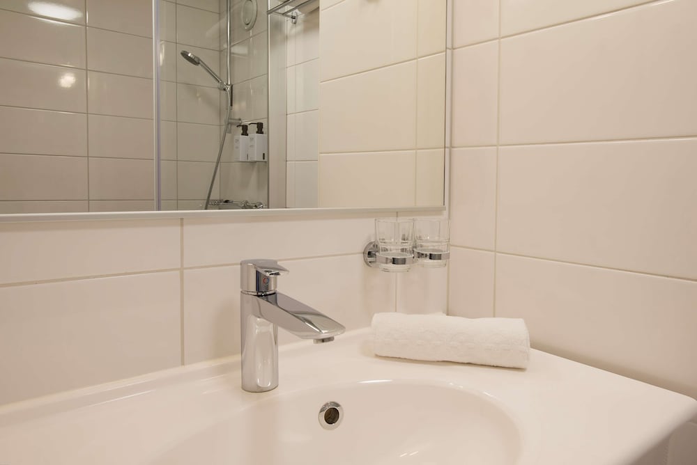 Double Room - Photo 6