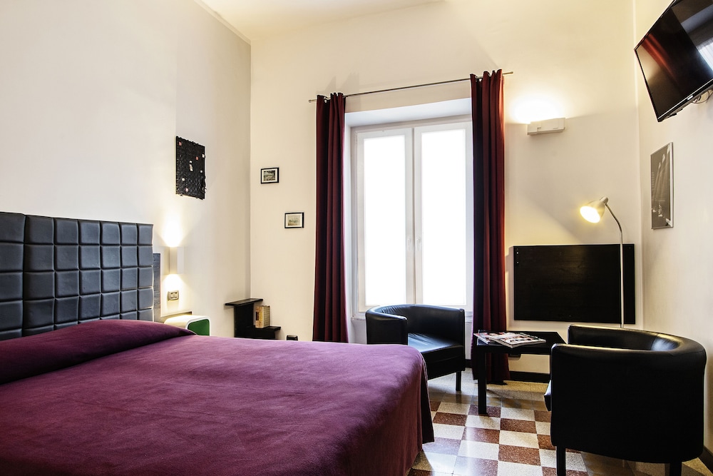 Superior Double or Twin Room photo 3