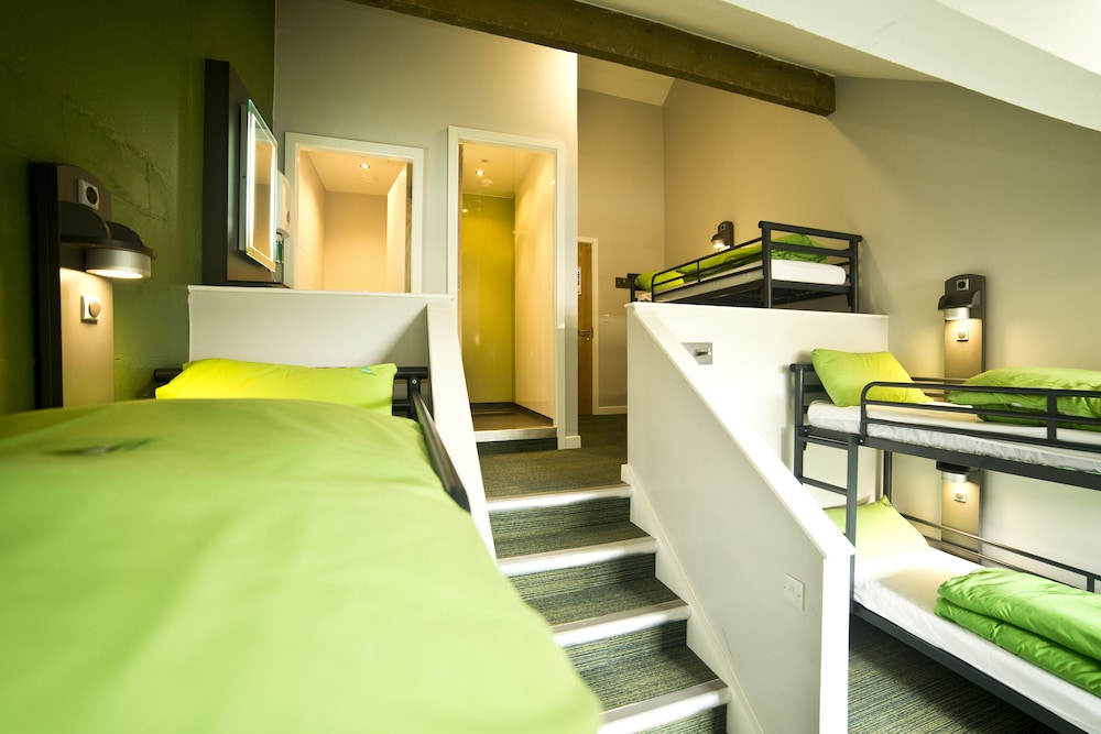 6 Bed Private Room Ensuite photo 3