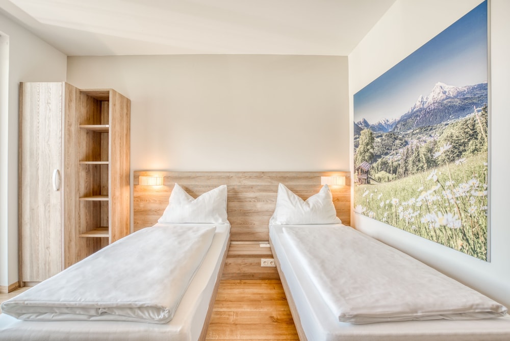 Standard Double Room, 2 Twin Beds, Balcony, Mountainside photo 3
