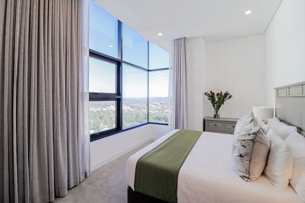 City Apartment, 2 Bedrooms, Mountain View