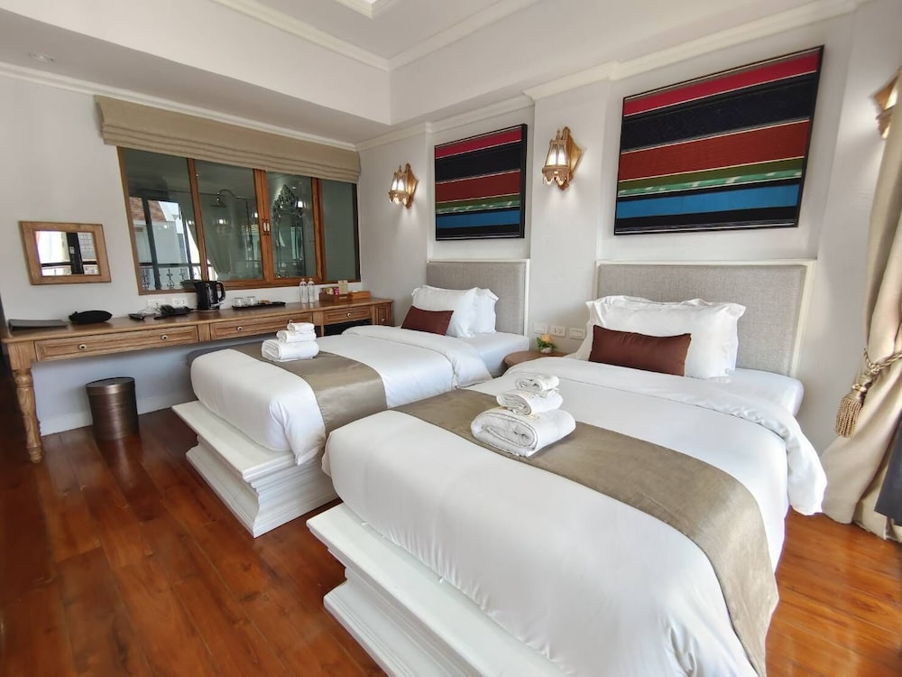 Deluxe Twin Room, 2 Twin Beds (Lanna Deluxe) - Photo 4