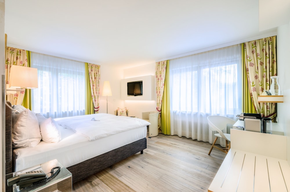 Double Room (Large) photo 3