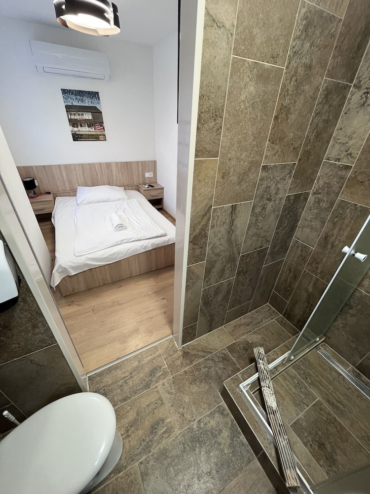 Superior Room, 1 Large Twin Bed photo 1