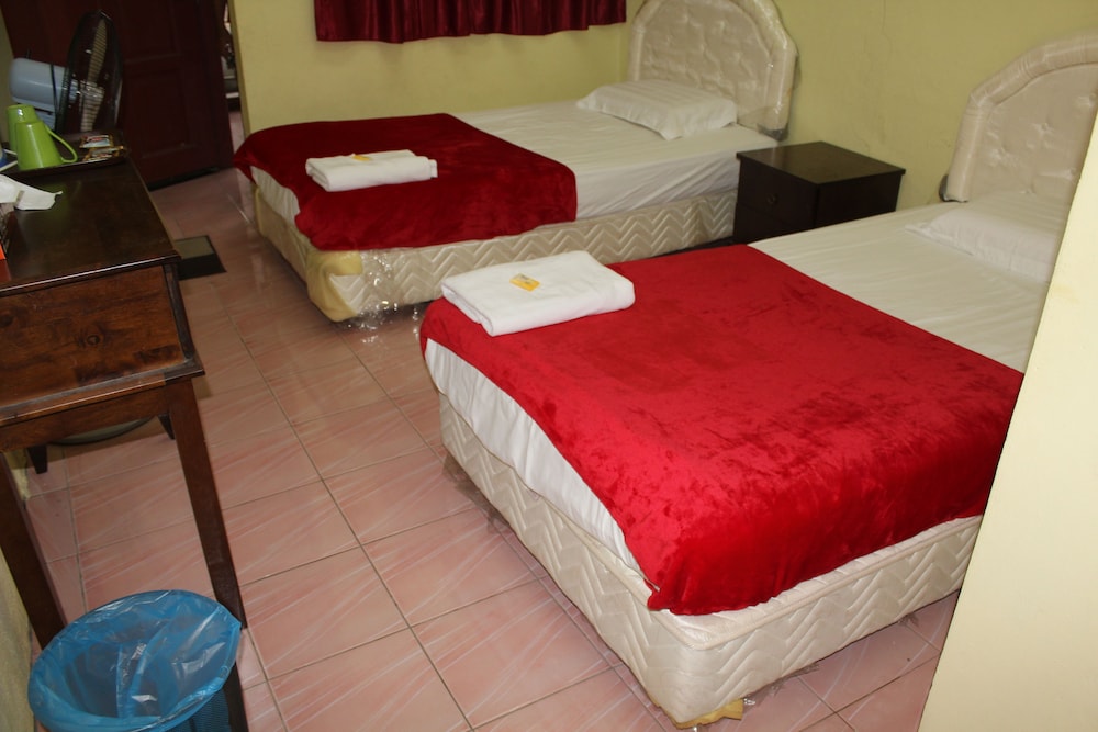 Twin Single Room
