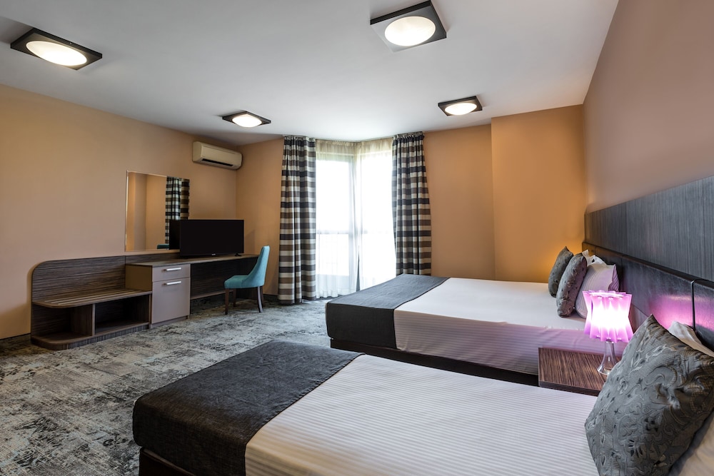 Triple Room photo 3