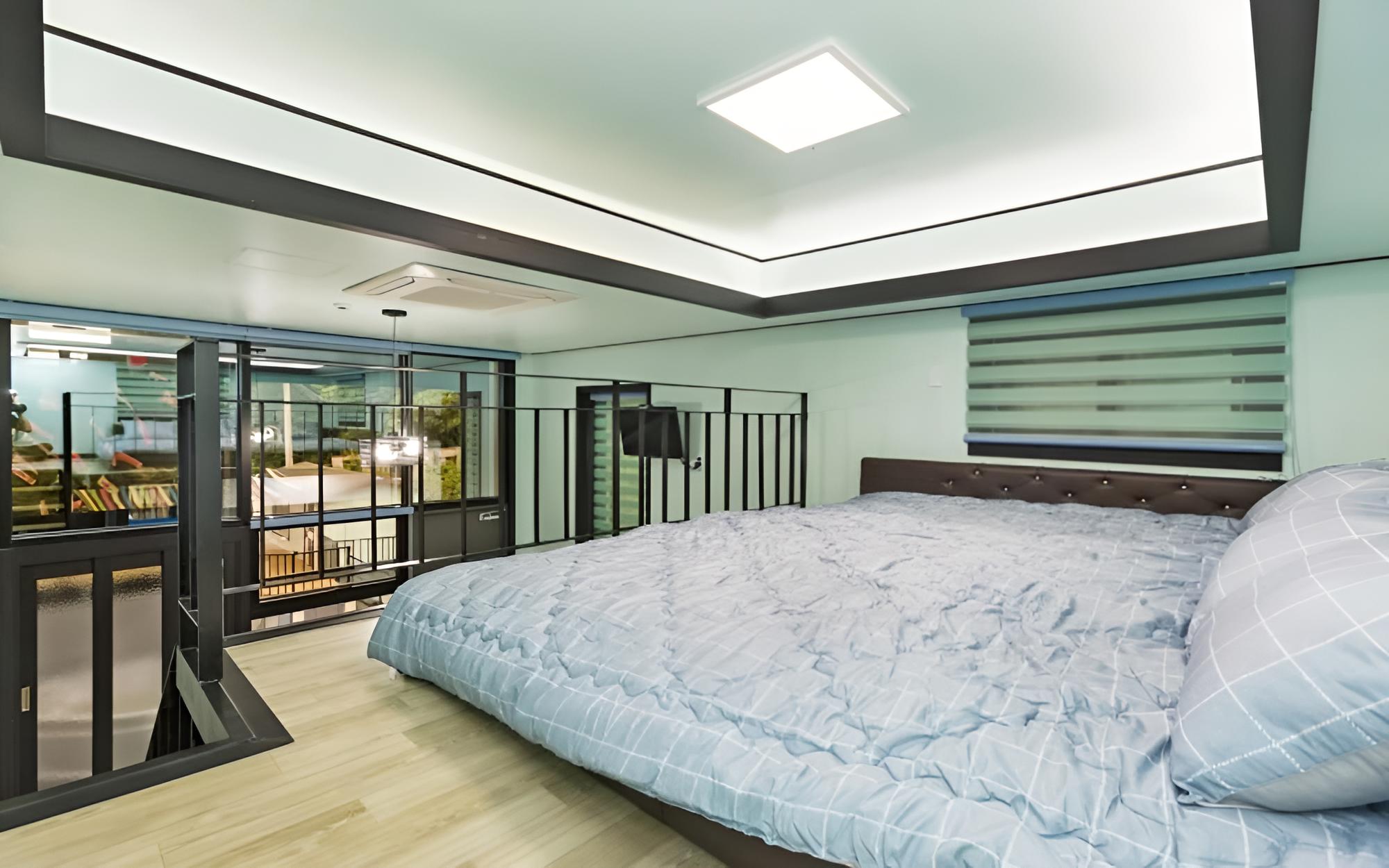 Room (We (Spa Duplex)) - Photo 5
