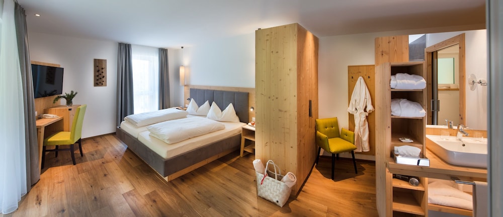 Double Or Twin Room photo 1