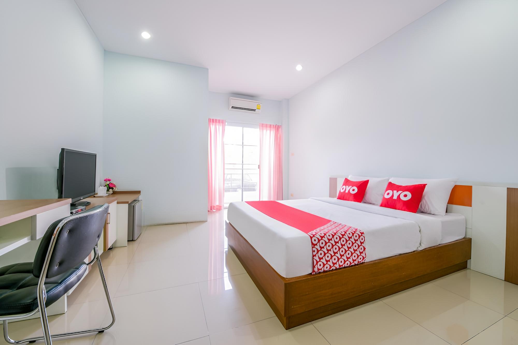 Deluxe Double Room - Photo 7
