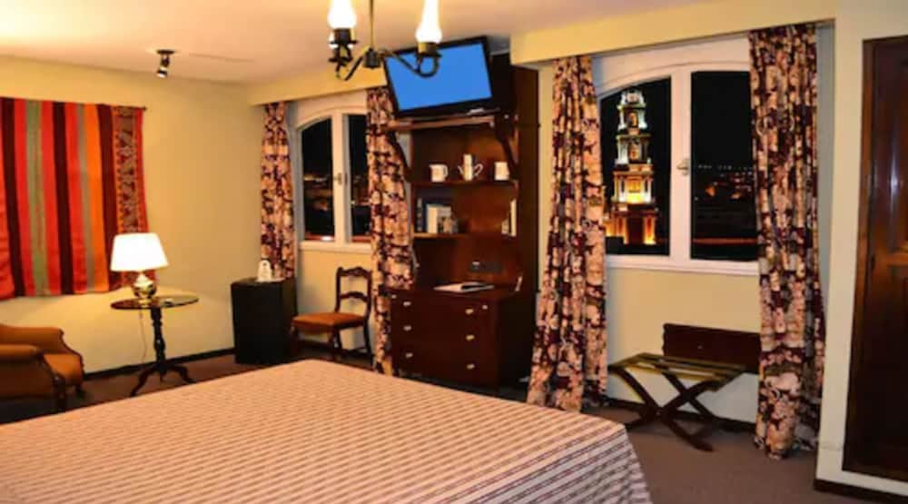 Junior Double Room