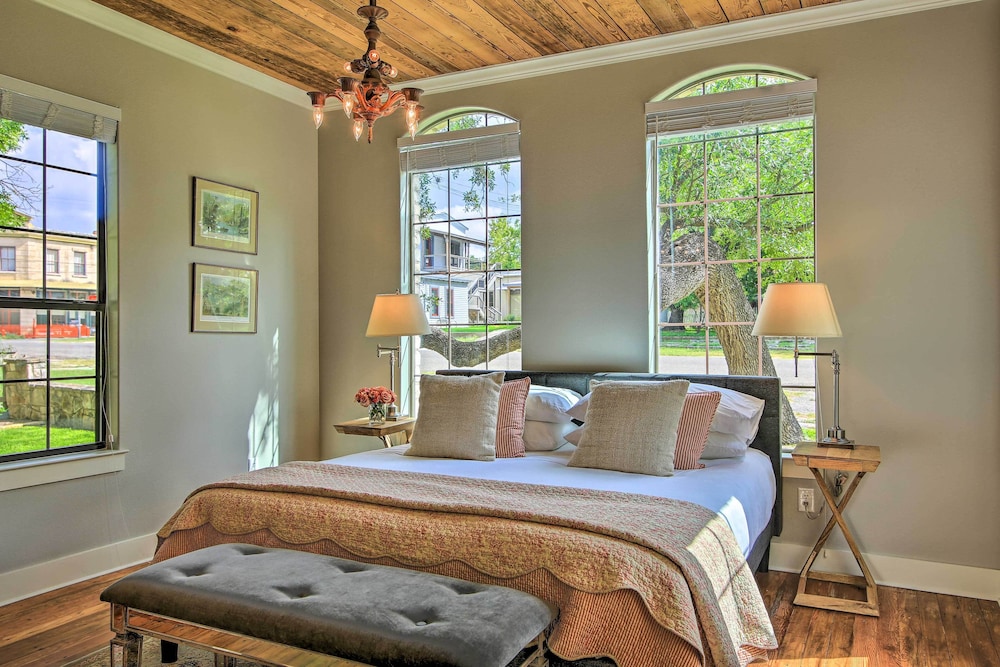 Cottage (4 Bedrooms) photo 1