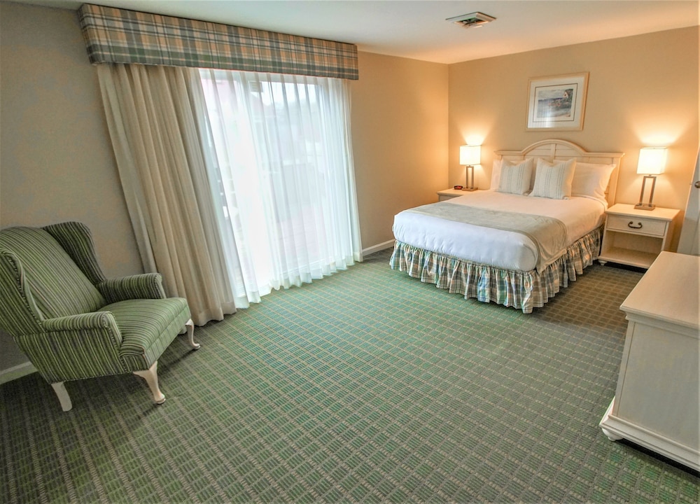Deluxe Condo, 1 Queen Bed with Sofa bed photo 1