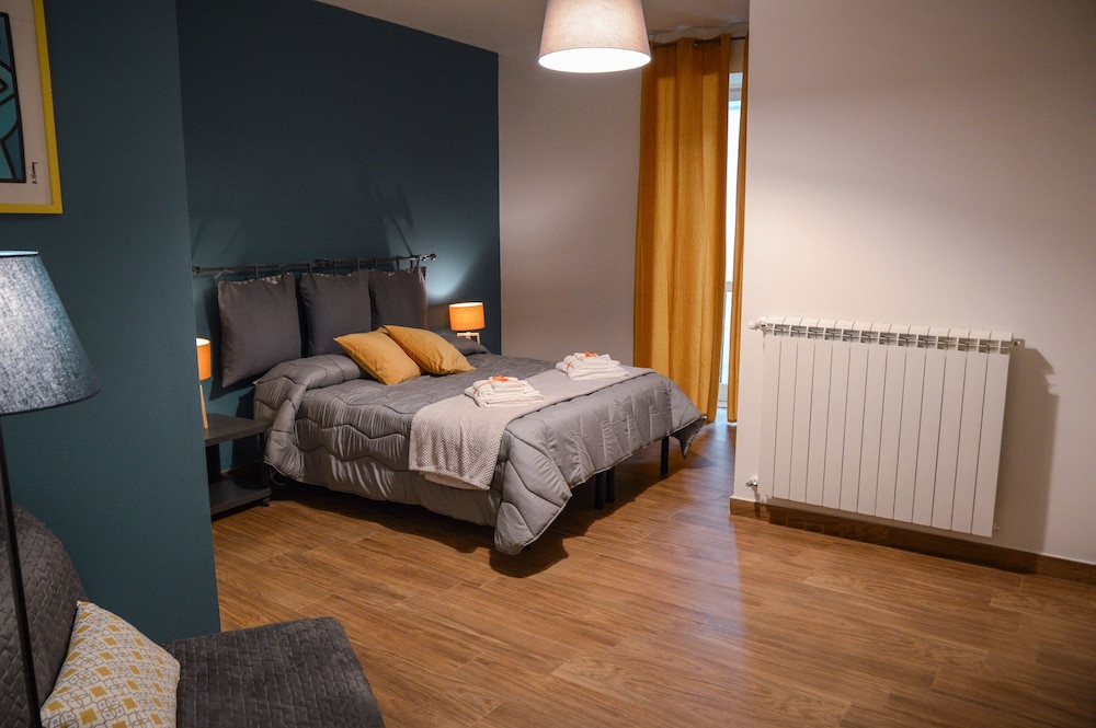 Deluxe Room, Balcony, City View photo 2