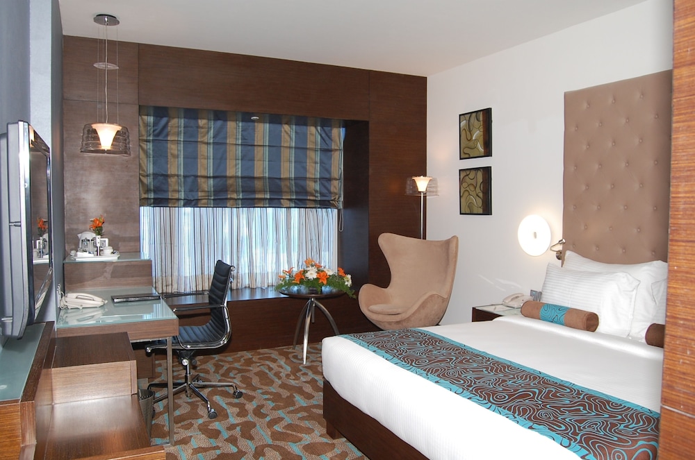 S-Class Room - Photo 2