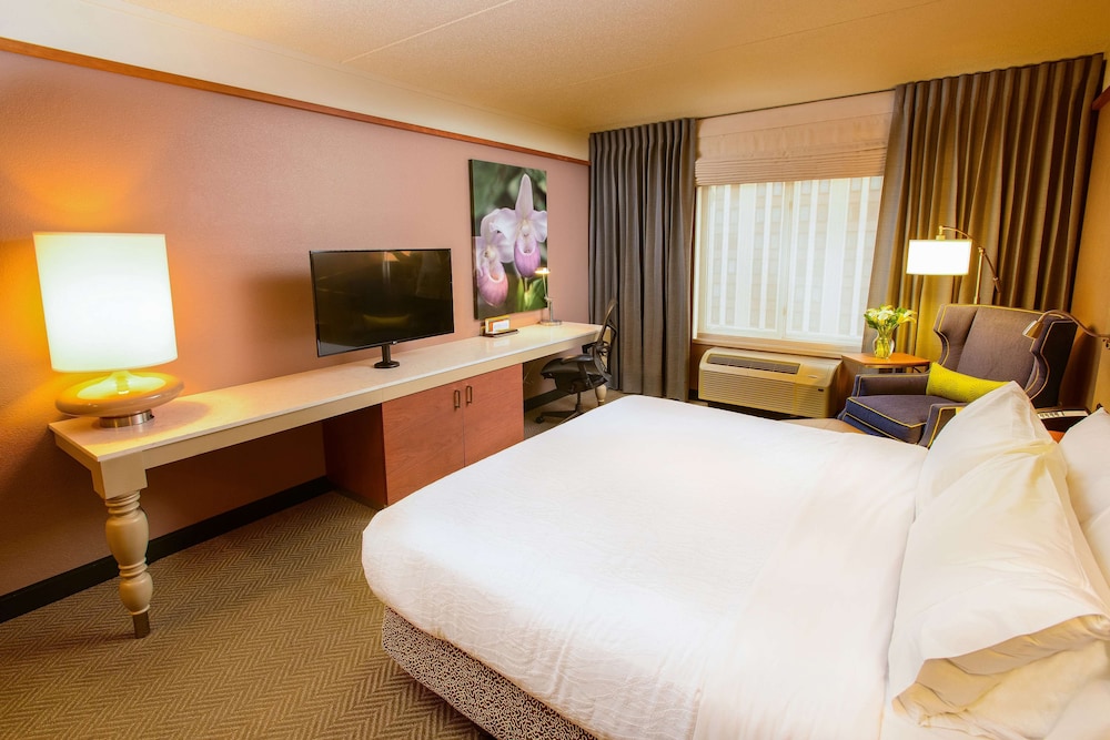 Room - Photo 3