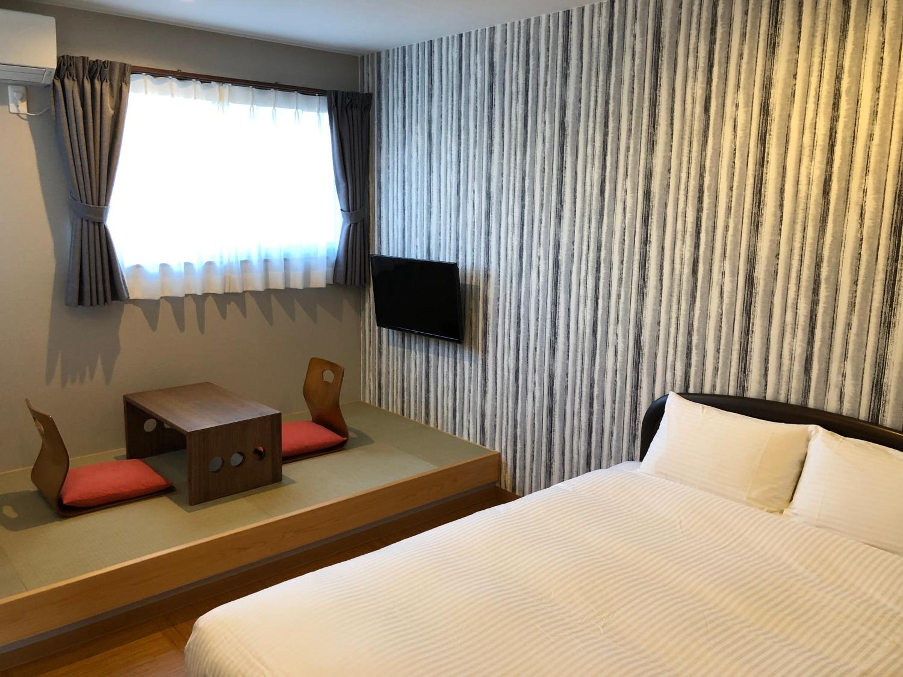 Standard Double Room With Tatami Area