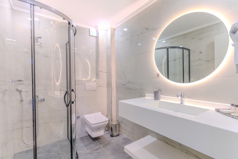 Basic Suite - Photo 5