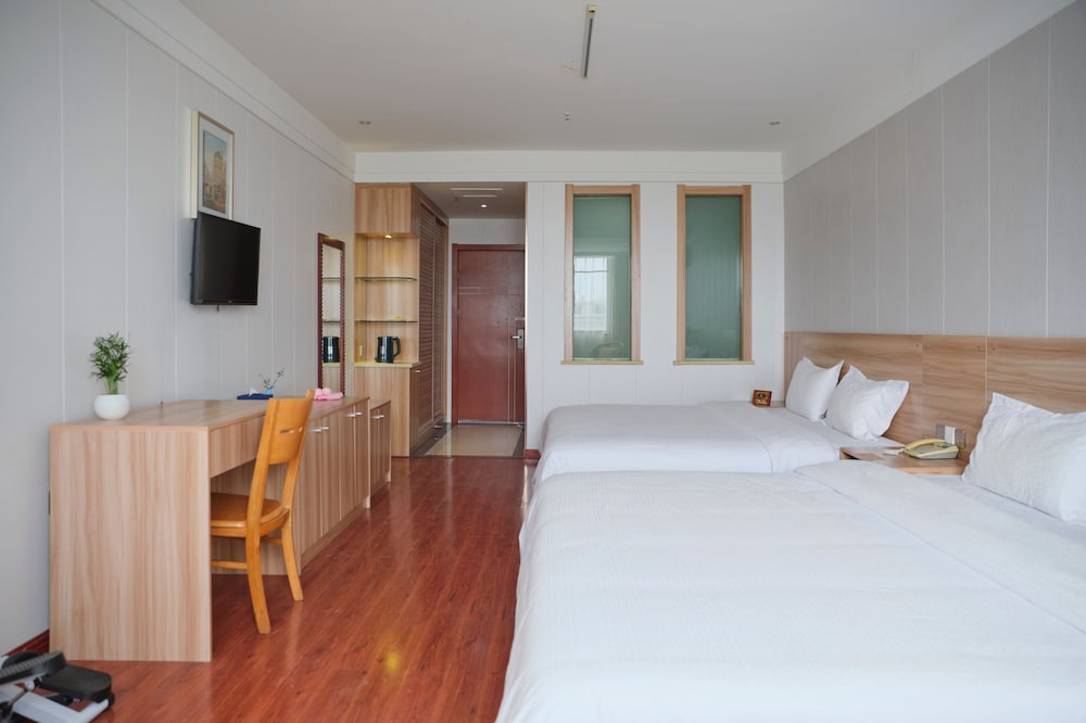 Standard Twin Room photo 2