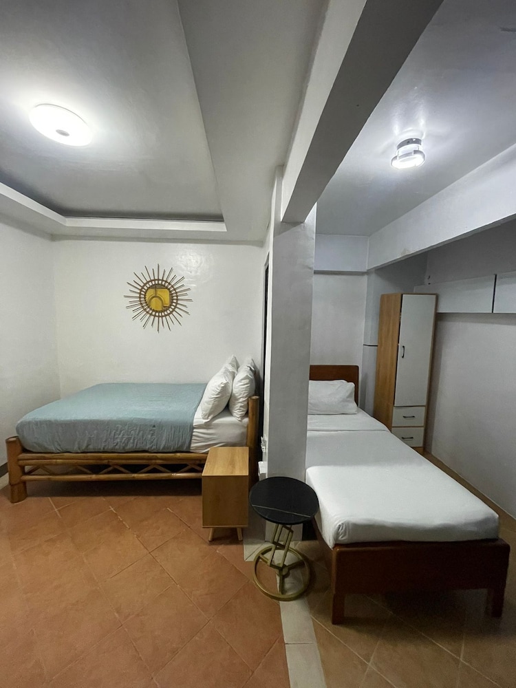 Family Room - Photo 20