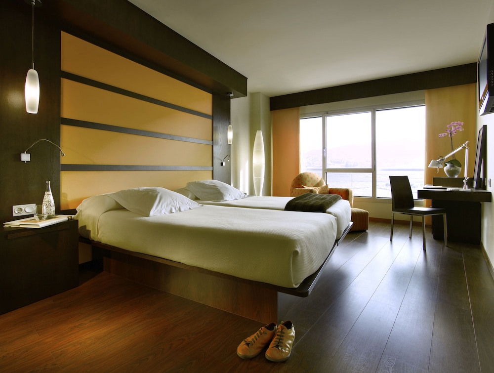 Standard Double Room Single Use photo 3
