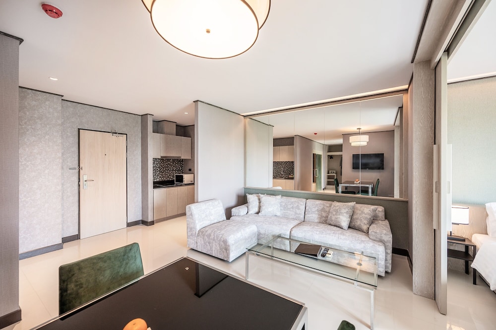 Deluxe Suite, 2 Bedrooms - Photo 9