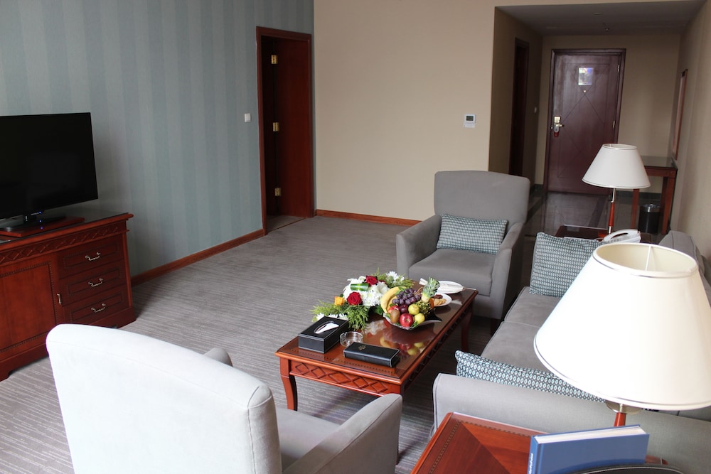 Royal Suite, 2 Bedrooms, Accessible - Photo 8