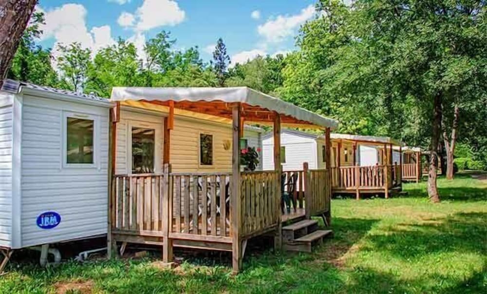 Mobile Home, 2 Bedrooms photo 3