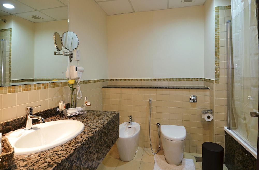 2 Bedroom Apartment Sea View - Photo 2