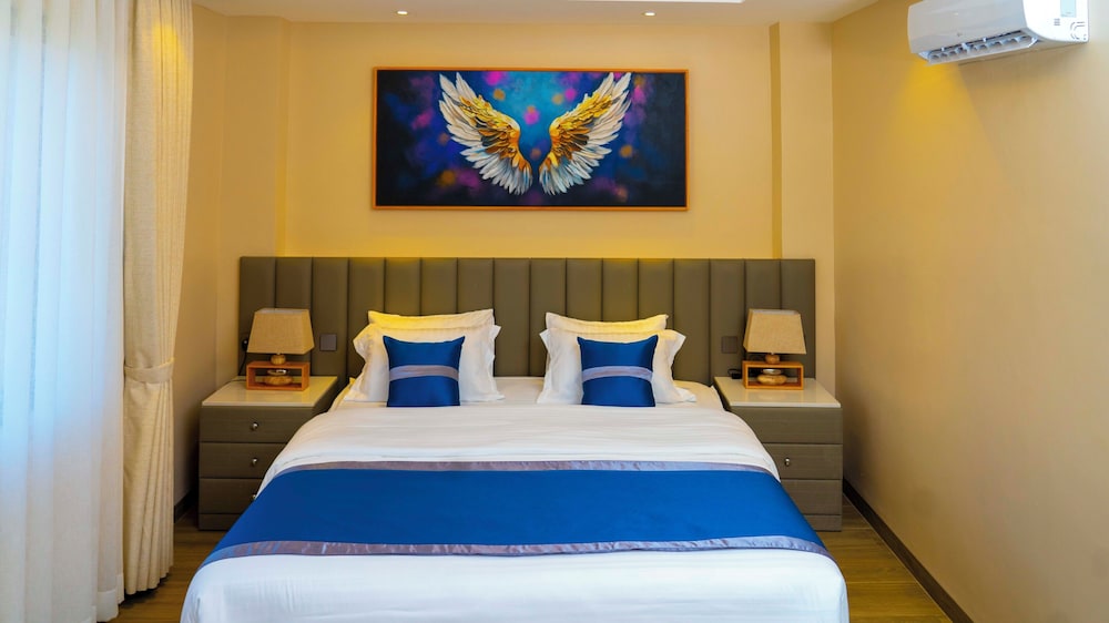 Superior Double Room, 1 King Bed, Balcony, City View