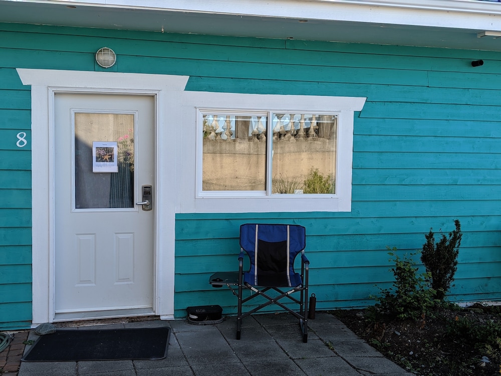 Seastar Room (No Pets)