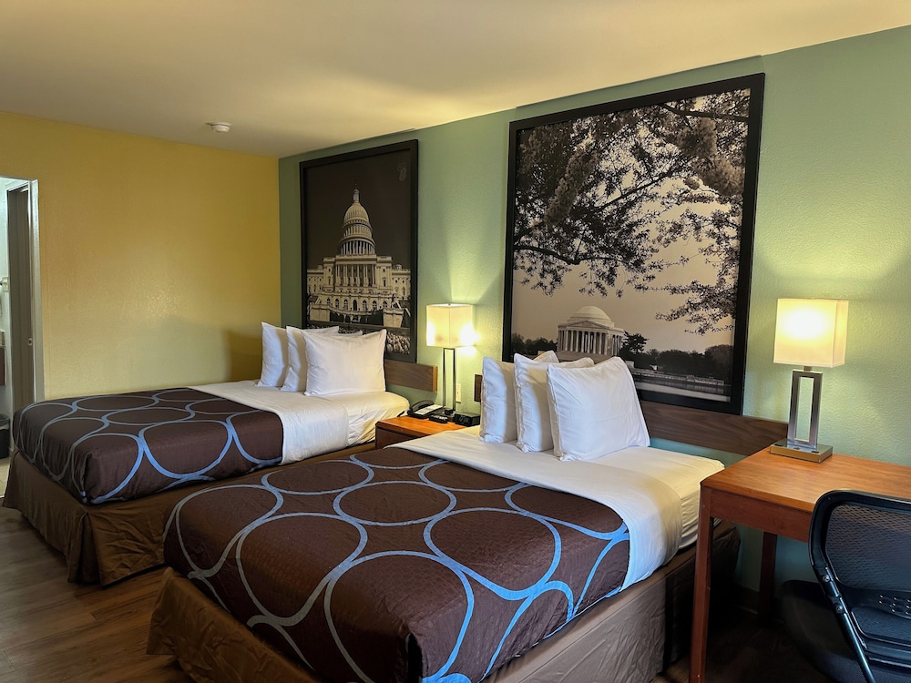 Room, 2 Double Beds, Smoking photo 3