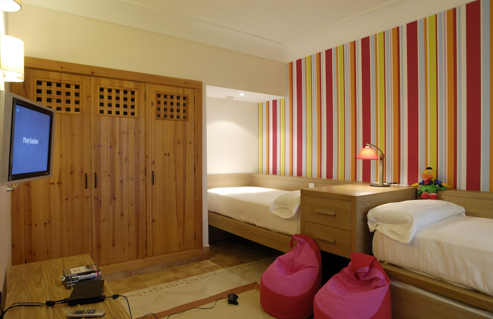 Royal Kiko Suite (3 Adults And 1 Child)