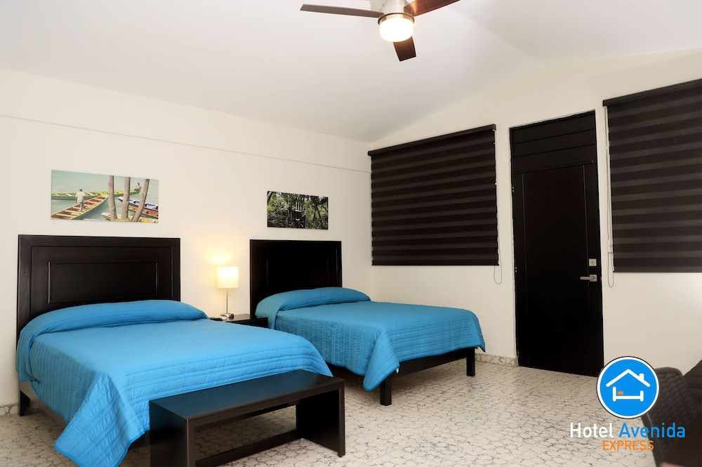 Superior Double Room, Multiple Beds, Non Smoking photo 3