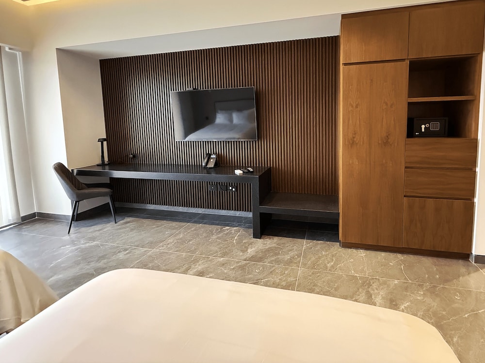 Deluxe Double Room, Courtyard View