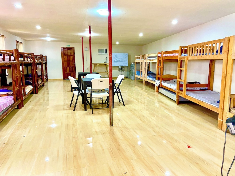 Comfort Room, Multiple Bedrooms, Air conditioning, Beachside