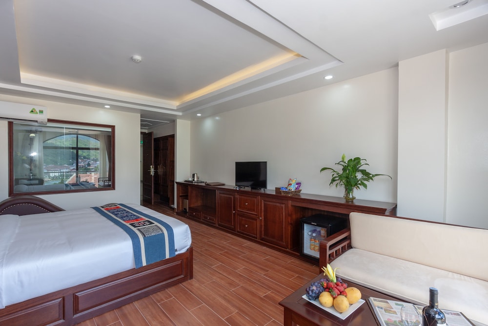 Executive Room, Lake View - Photo 7