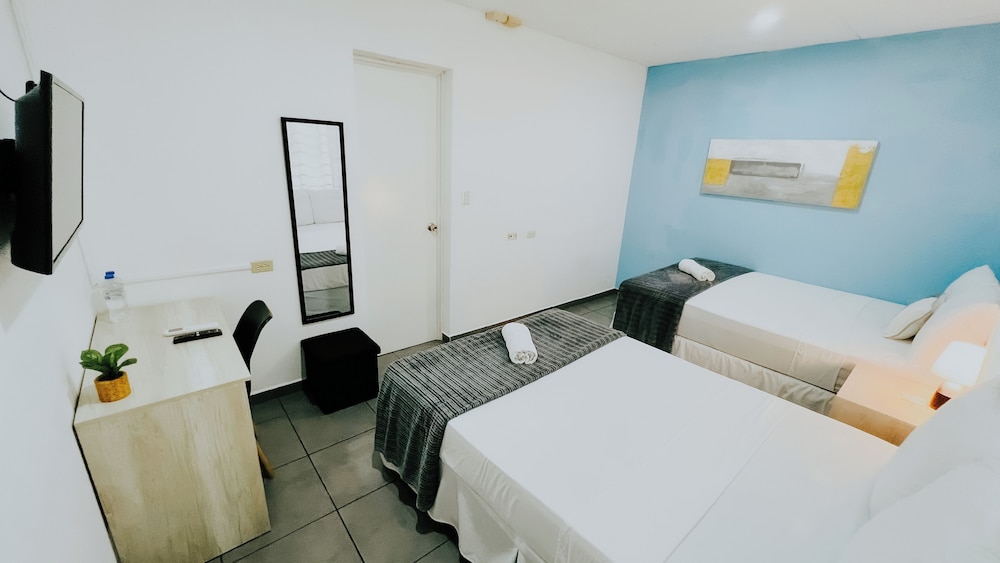 Executive Double Room, 2 Queen Beds photo 3