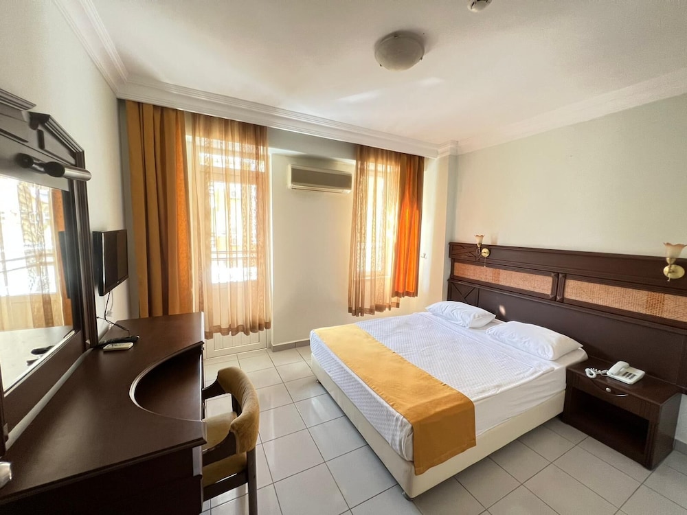 Standard Room photo 3