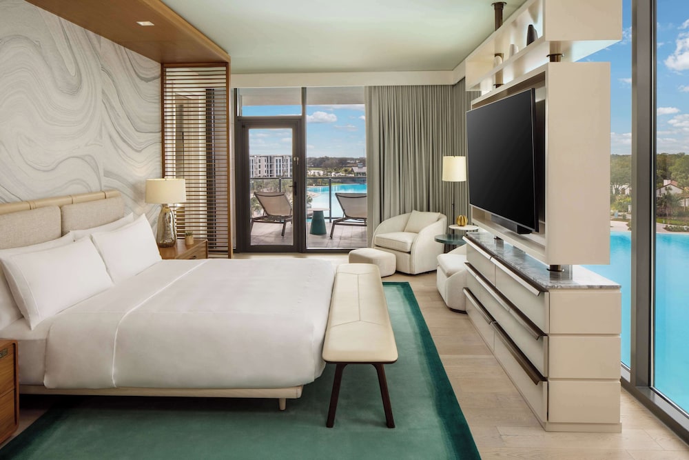 Presidential Suite, 1 King Bed, Accessible (Mobility, Hearing, Roll-In Shower)