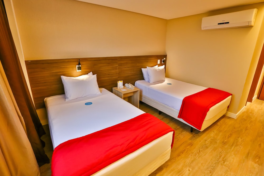 Superior Twin Room photo 3