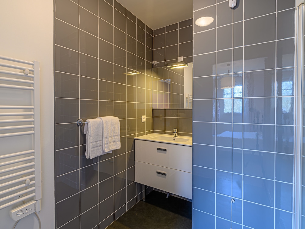 Apartment - Photo 2