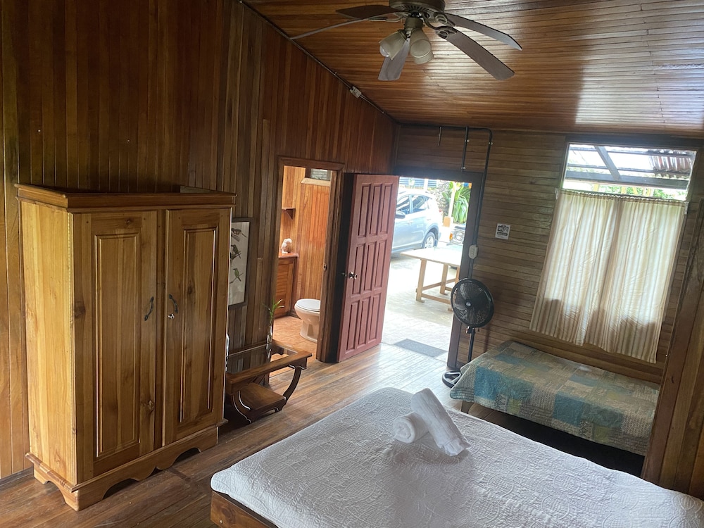 Standard Quadruple Room photo 2