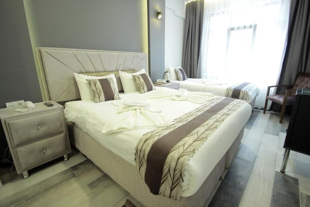 Executive Triple Room, City View photo 1