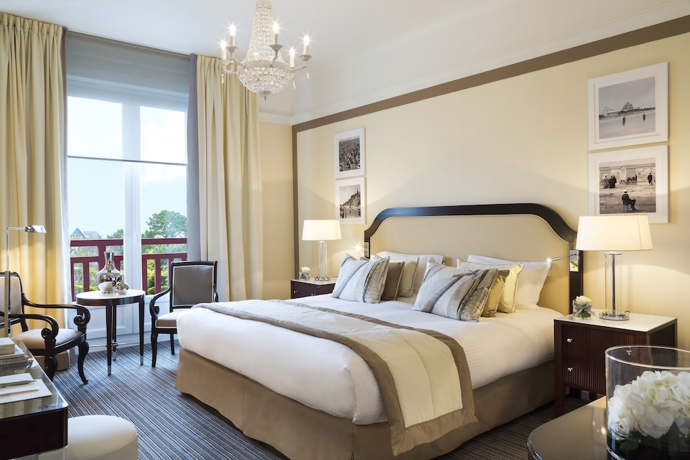 Executive Room, 1 Double Bed, City View photo 1