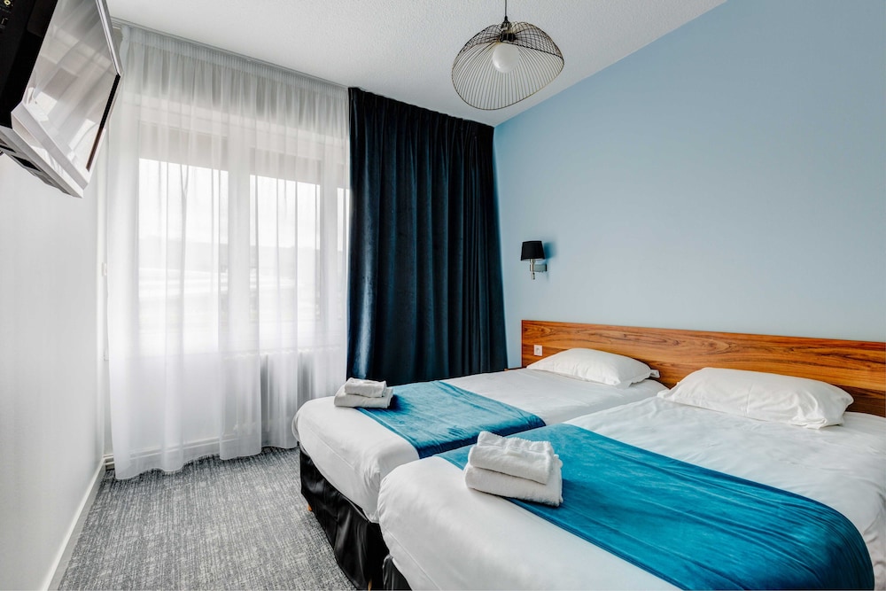 Superior Twin Room photo 2