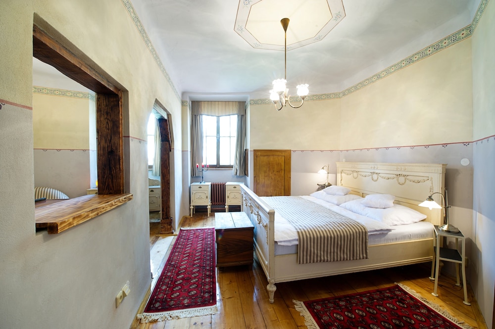 Room (Lida Baarova) photo 1
