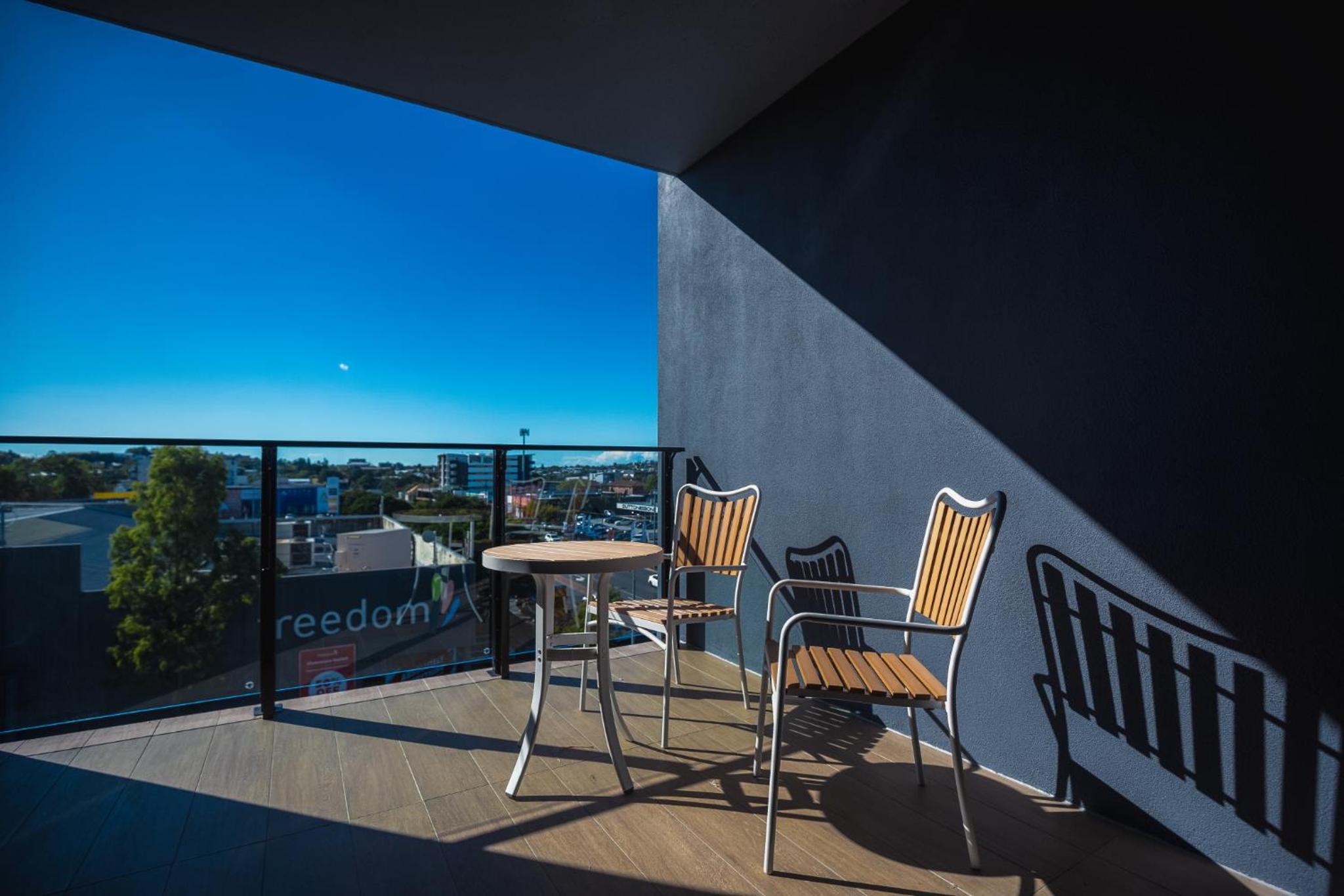 Three-Bedroom Apartment- Windsor View - Photo 13